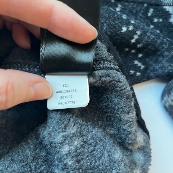 The North Face Fleece Zip Men’s Jacket Black Gray Size Small - Picture 7 of 7